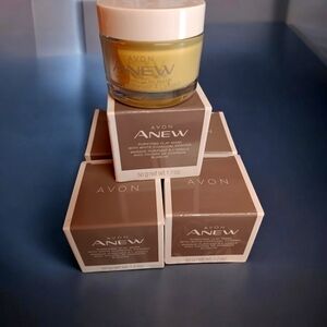 Avon Anew Purifying Clay Mask with White Charcoal.  59g net wt. 1.7oz